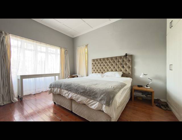 5 BEDROOM FREESTANDING FOR SALE IN GLENWOOD